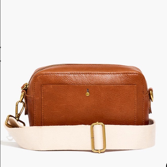 Madewell Handbags - NWT Madewell Transport Camera Bag